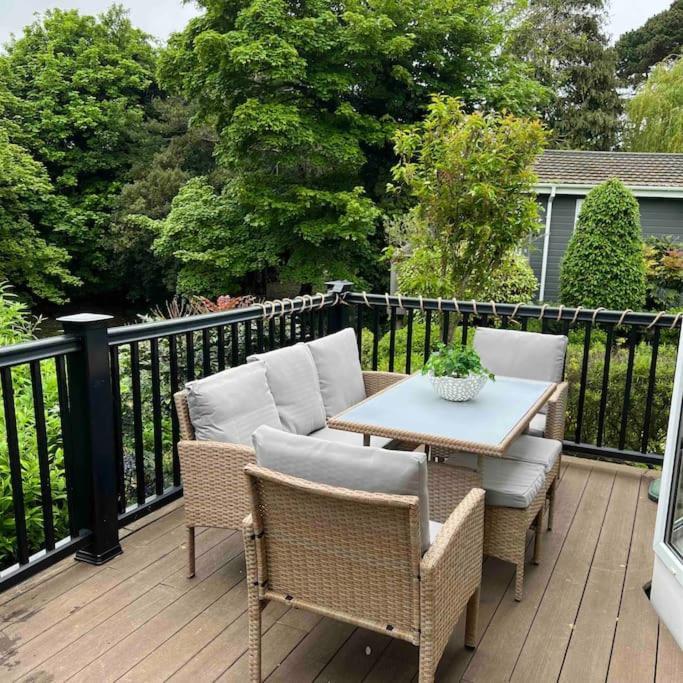 Waterside Lodge, Weybourne, Holt