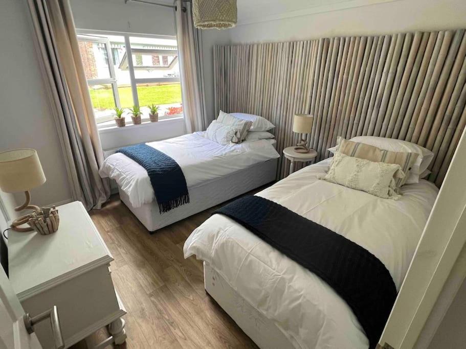 Waterside Lodge, Weybourne, Holt Chalet Weybourne